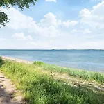 6 Person In Aabenraa-by Traum *
