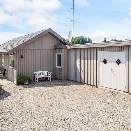 6 Person In Aabenraa-by Traum *