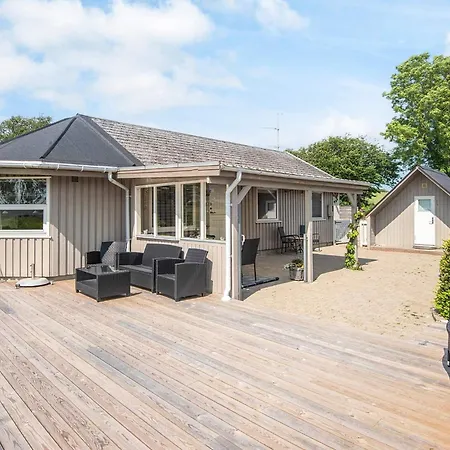 6 Person In Aabenraa-by Traum *